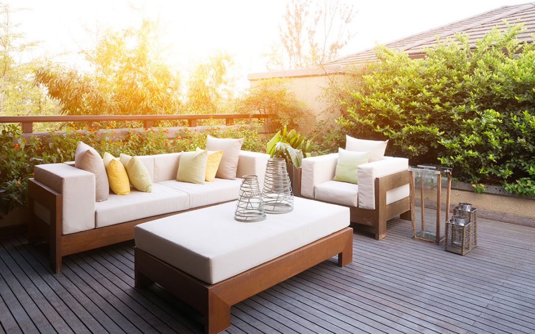 Picking the Right Outdoor Furniture