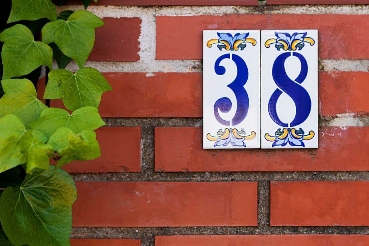 front-porch-remodel-house-number